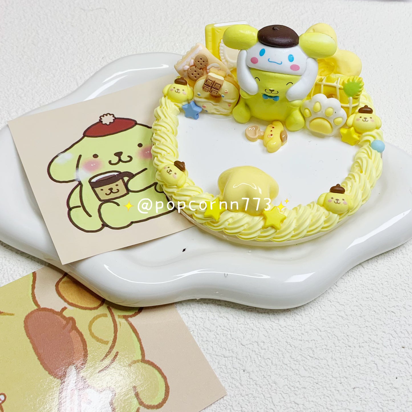 Sanrio phone stand